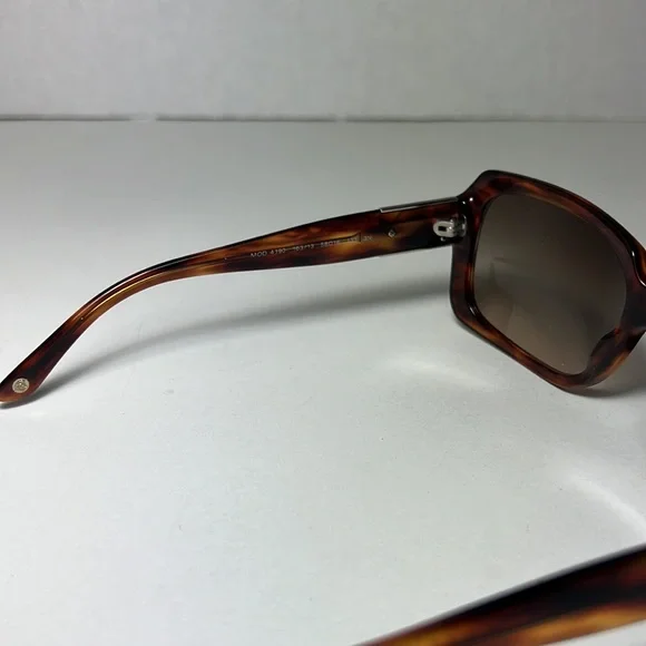 VERSACE Luxury Sunglasses Striped Havana Frame Brown Lens